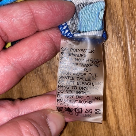 PETER Nygard Women’s Blue Multicoloured  Sleeveless Scoop Neck Top (Size Large) - Picture 7 of 7